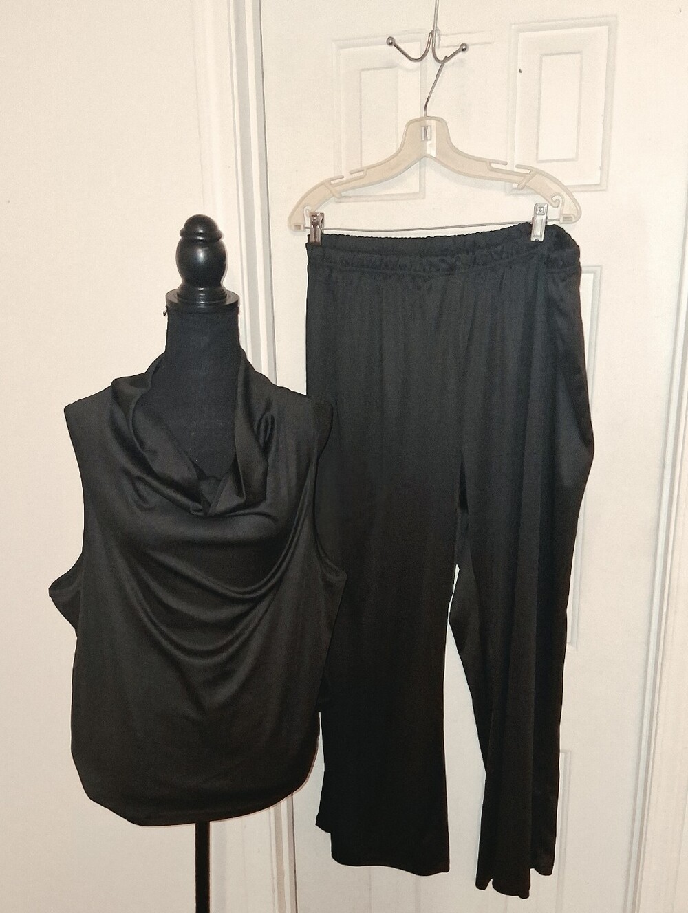 SHEIN Black Wide-Leg Pull-On Pants